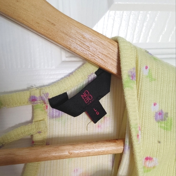 NOBO || Ribbed Short Sleeve Tee, Large, Yellow with Floral Print - Picture 3 of 5